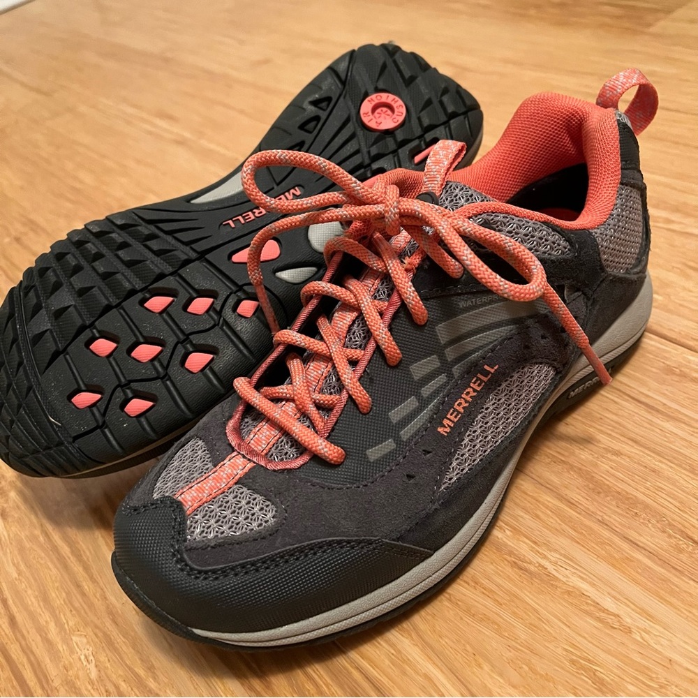 NWOT 6.5 Merrell Womens Zeolite Blaze Waterproof Hiking Shoes